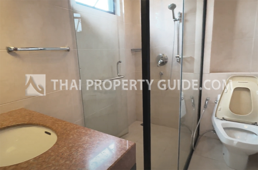 Apartment in Phaholyothin 